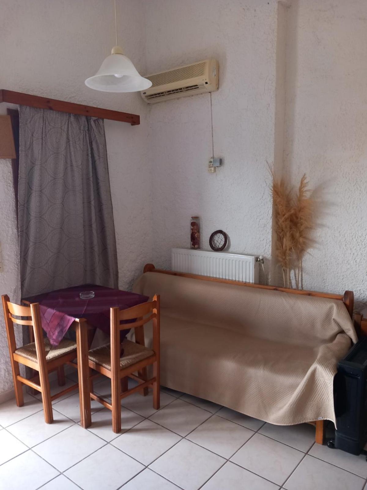 Antikristo Rooms Karteros Exteriér fotografie